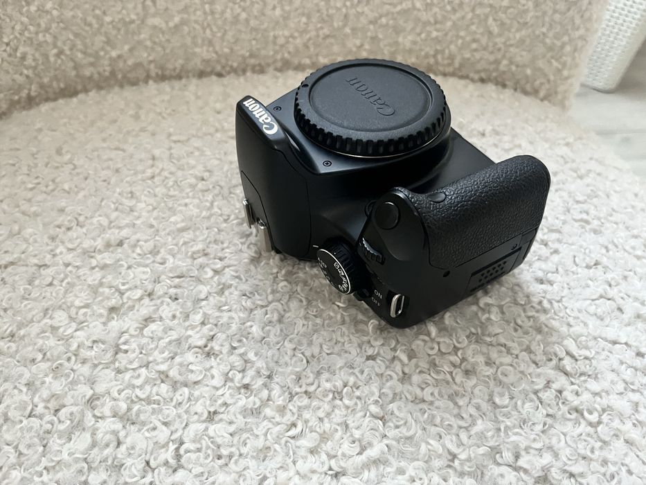 Canon 450d  body ідеальний стан