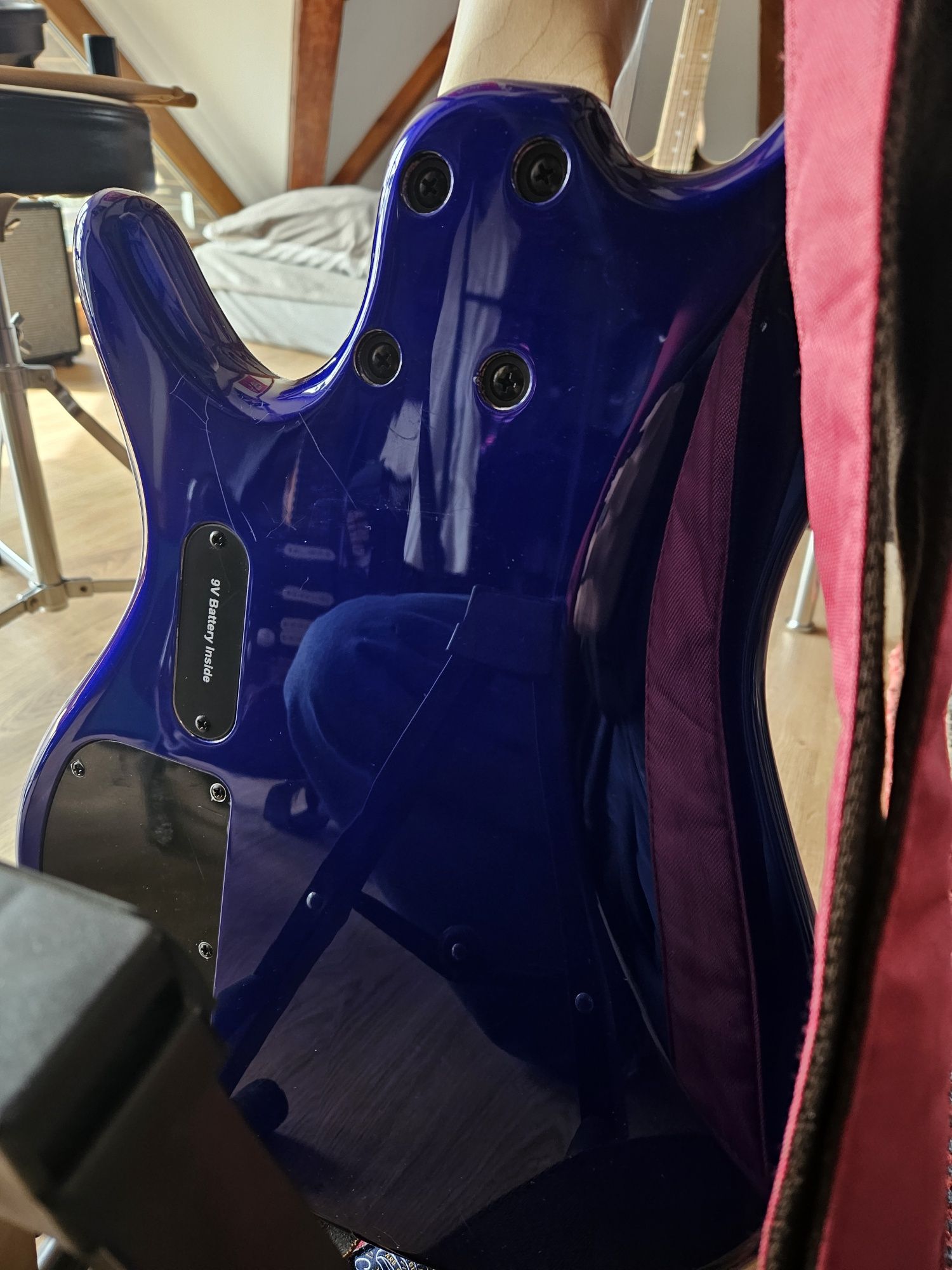 Gitara basowa, bass