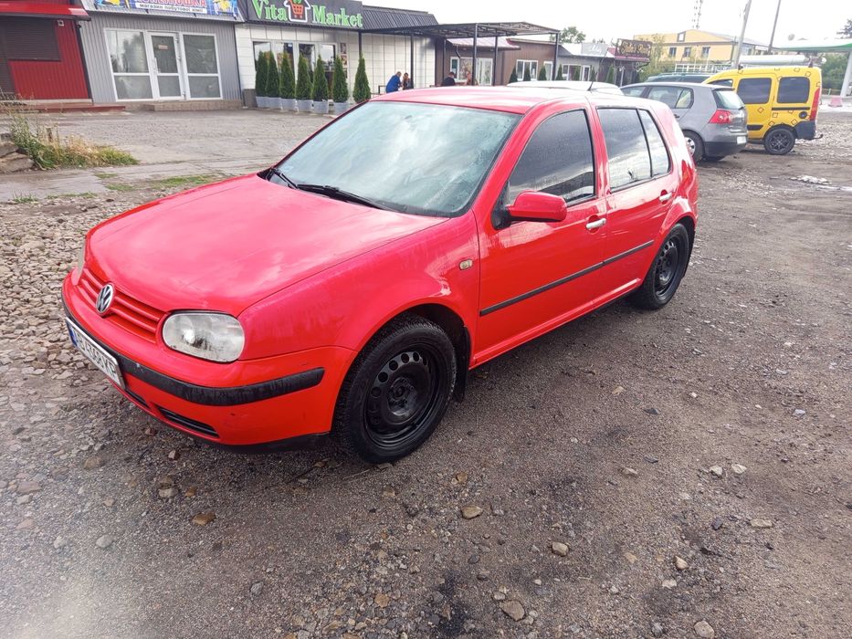 Golf 4 1999 1.6 бензин