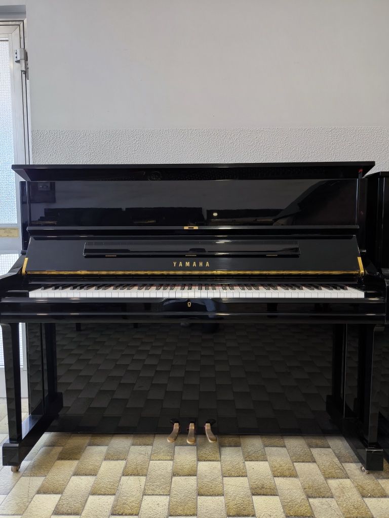Piano Vertical Yamaha U1