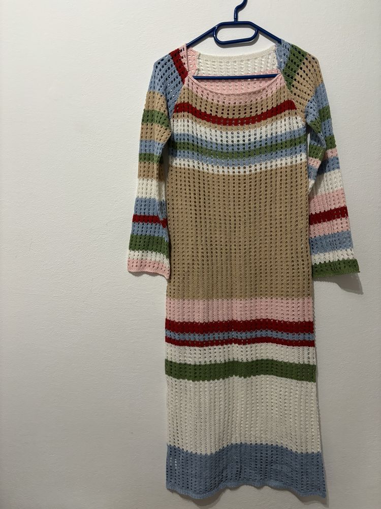 Swetrowa kolorowa sukienka długa długi rękaw M