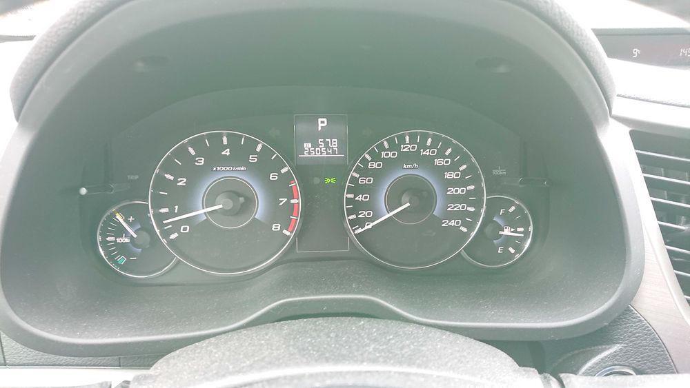 Продам автомобіль SUBARU Outback