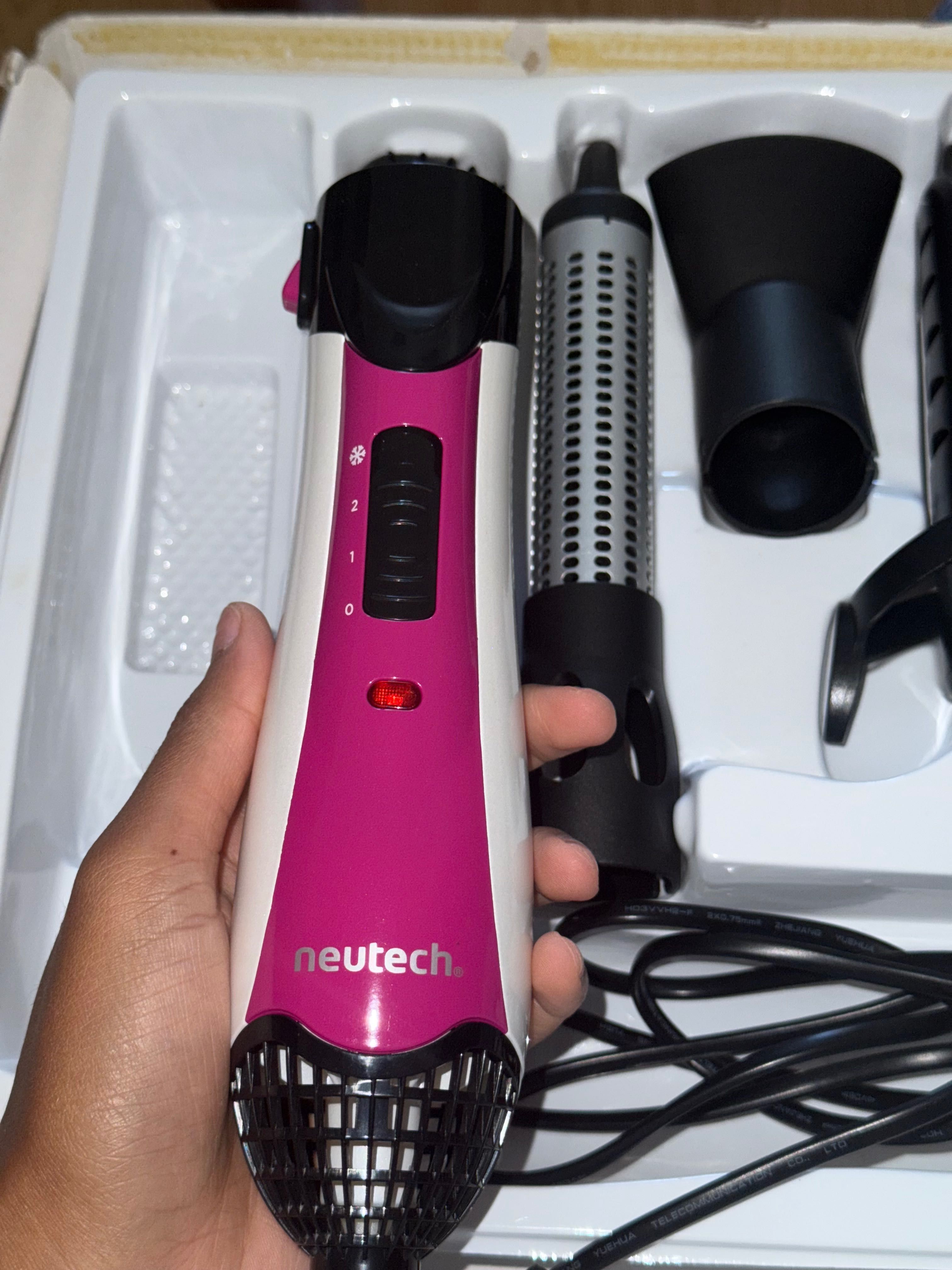 Secador e Modelador de Cabelo
