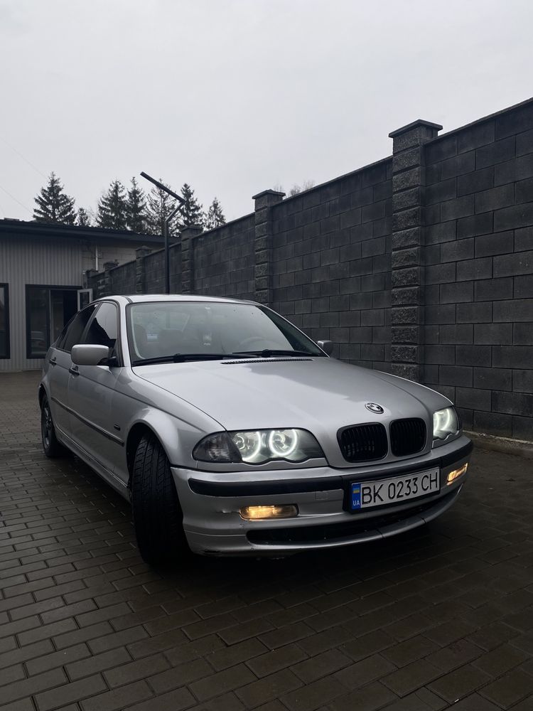 Продам BMW 3 series e46