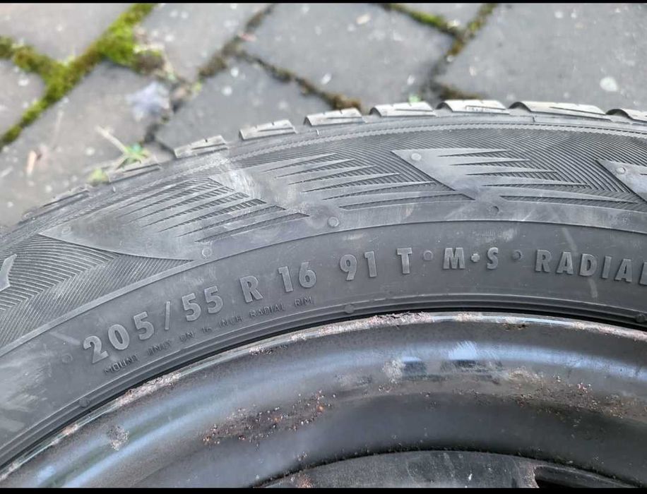 Komplet kół felgi z oponami ziomowymi do DACIA SANDERO 205/55/R16