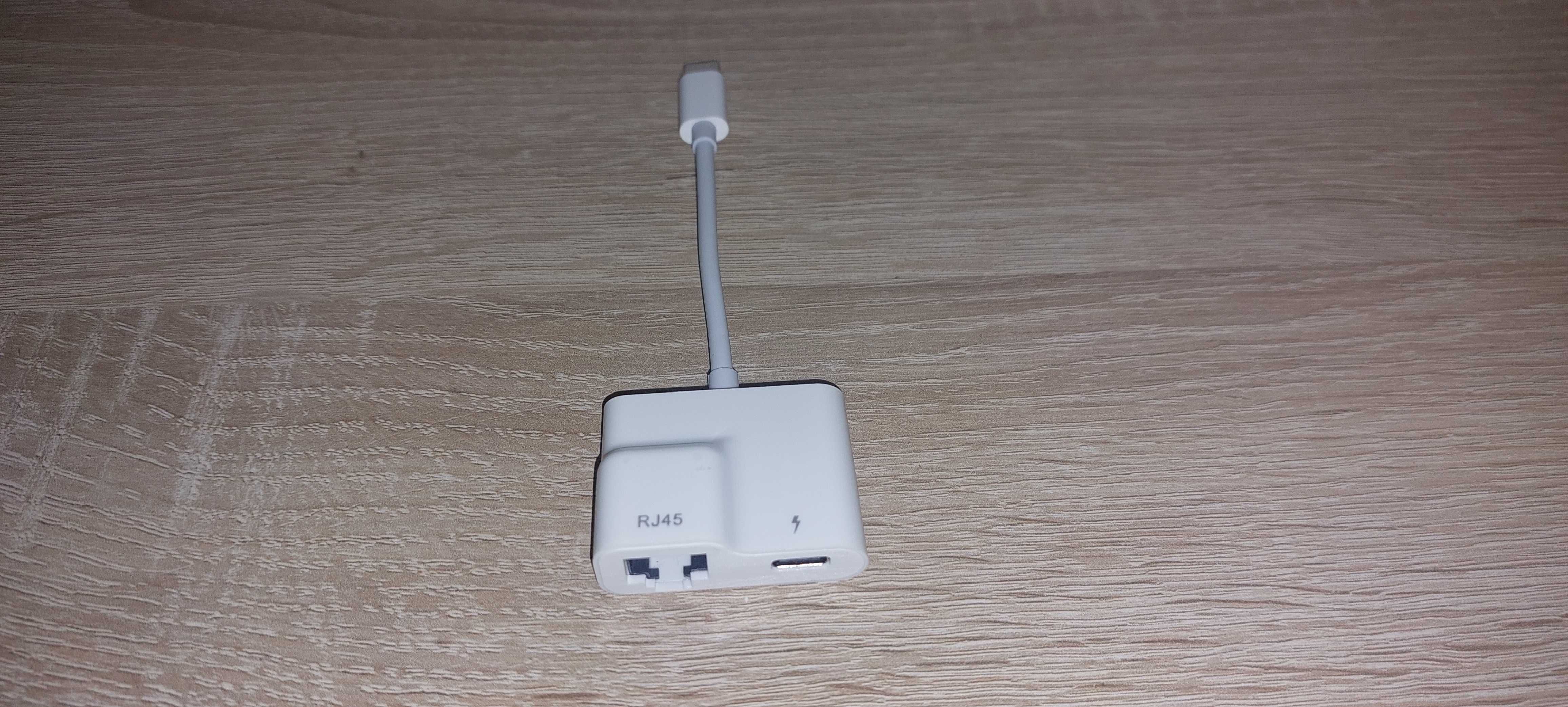 Adapter Ethernet z portem ładowania do USB-C