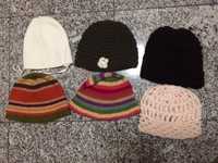 Gorros e luvas