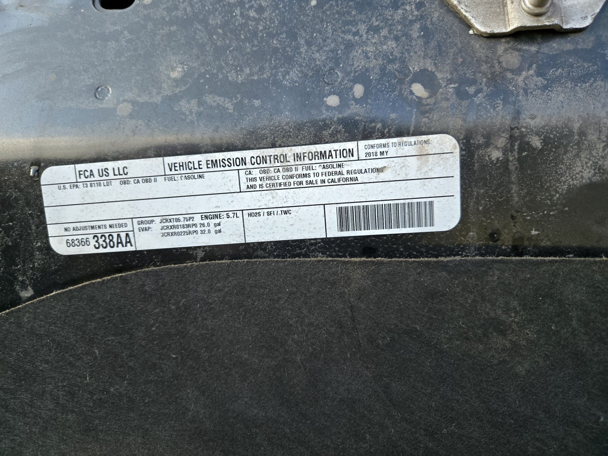 Maska pokrywa silnika dodge ram IV lift rebel pxr W kolor