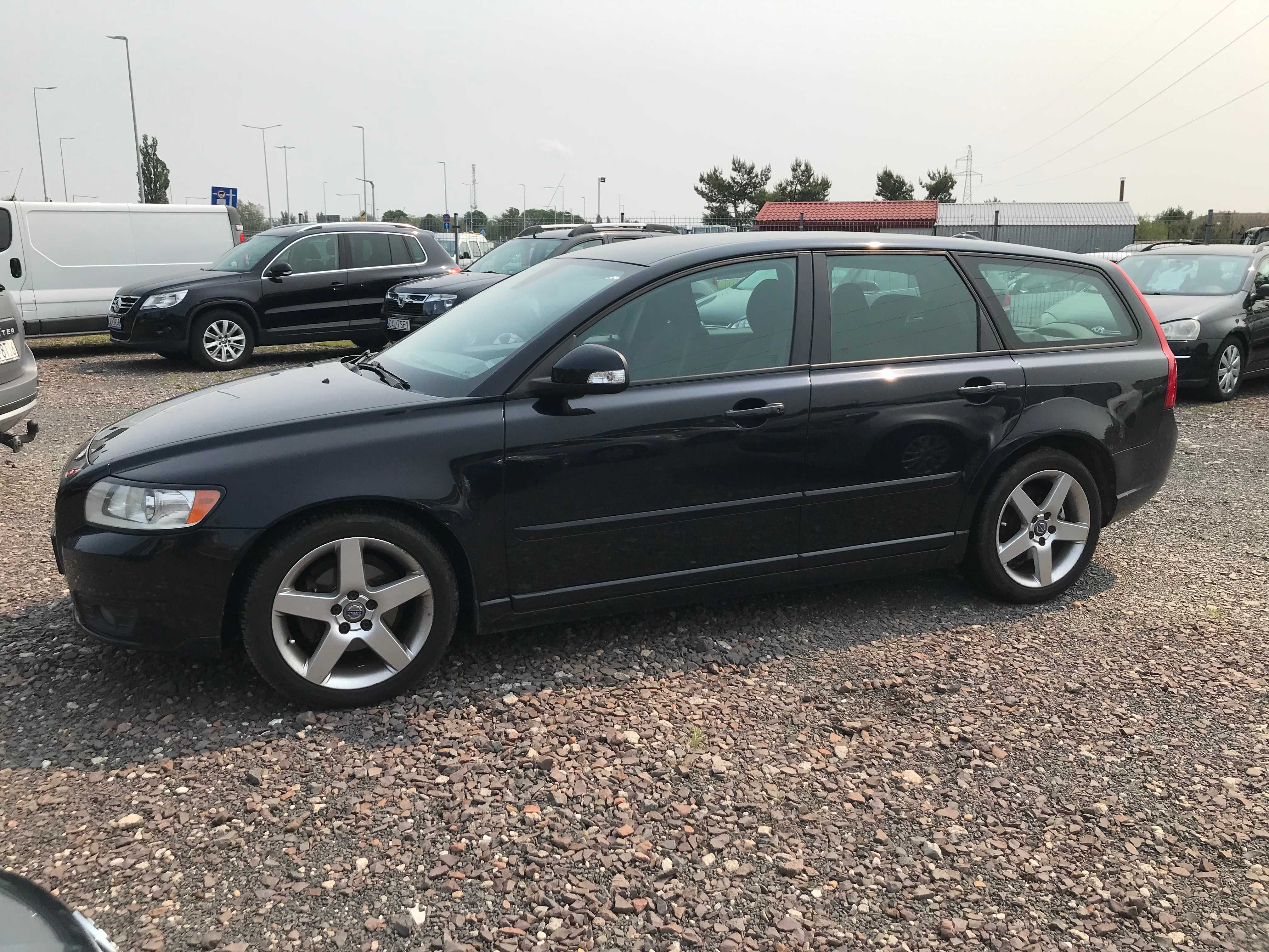 VOLVO V50 1.6d 114KM 2010r. Klima 6-bieg 5 litrówON/100km Nowy rozrząd