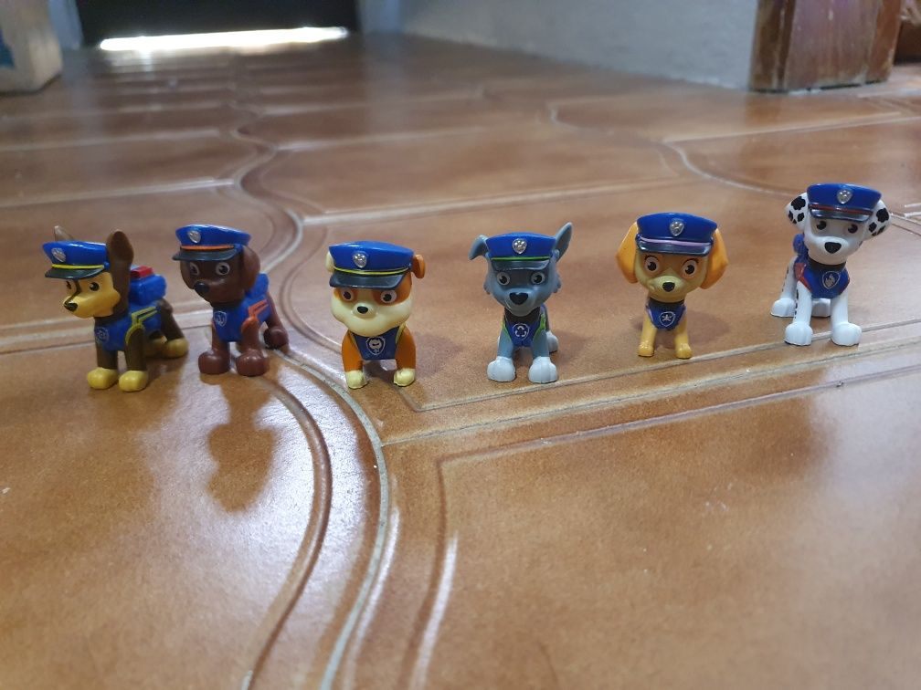 Patrulha Pata camião Chase team rescue ( várias figuras)