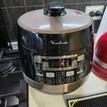 MOULINEX  Мультиварка-скороваркаMulticooker-скороварка MOULINEX CE430A