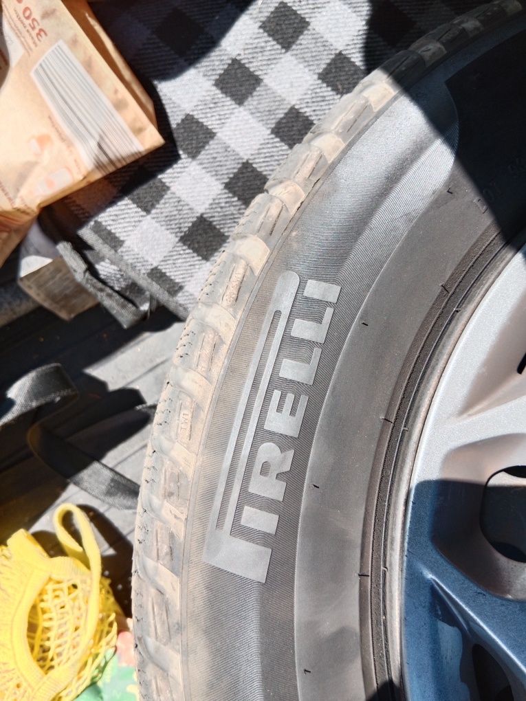 Opony 16.Pirelli 5×108 zimowe 6,5mm