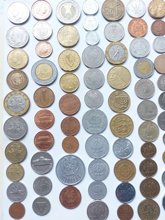 Монеты стран мира 123шт. лот.