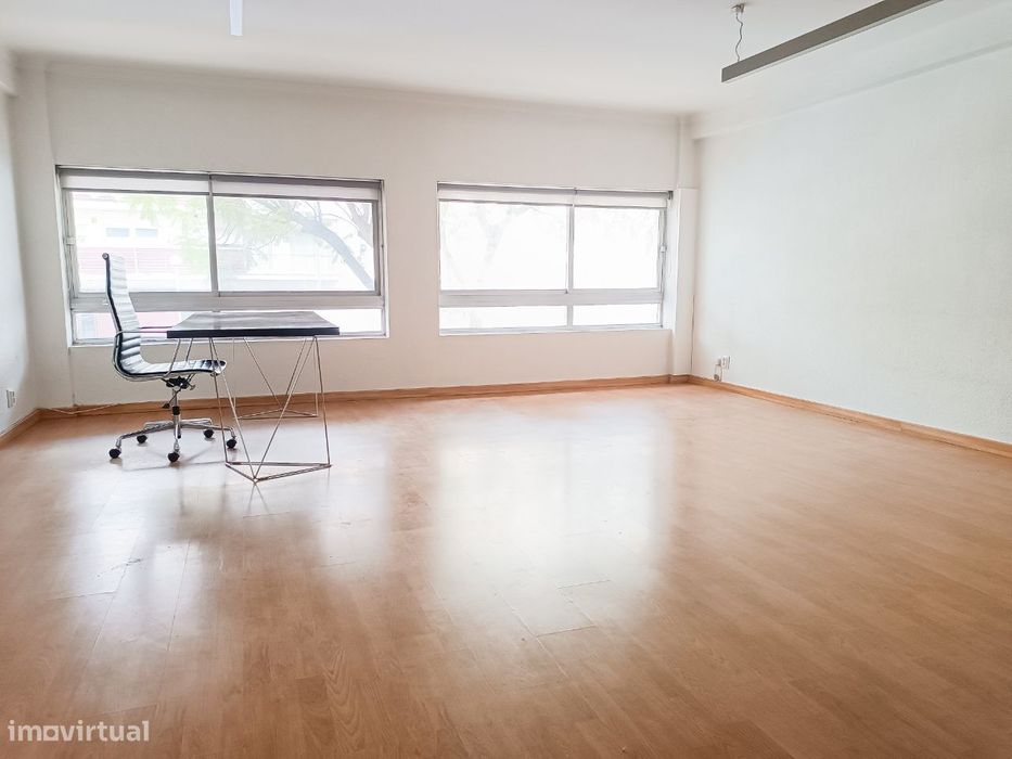 Escritório em Coimbra (Rua General Humberto Delgado)