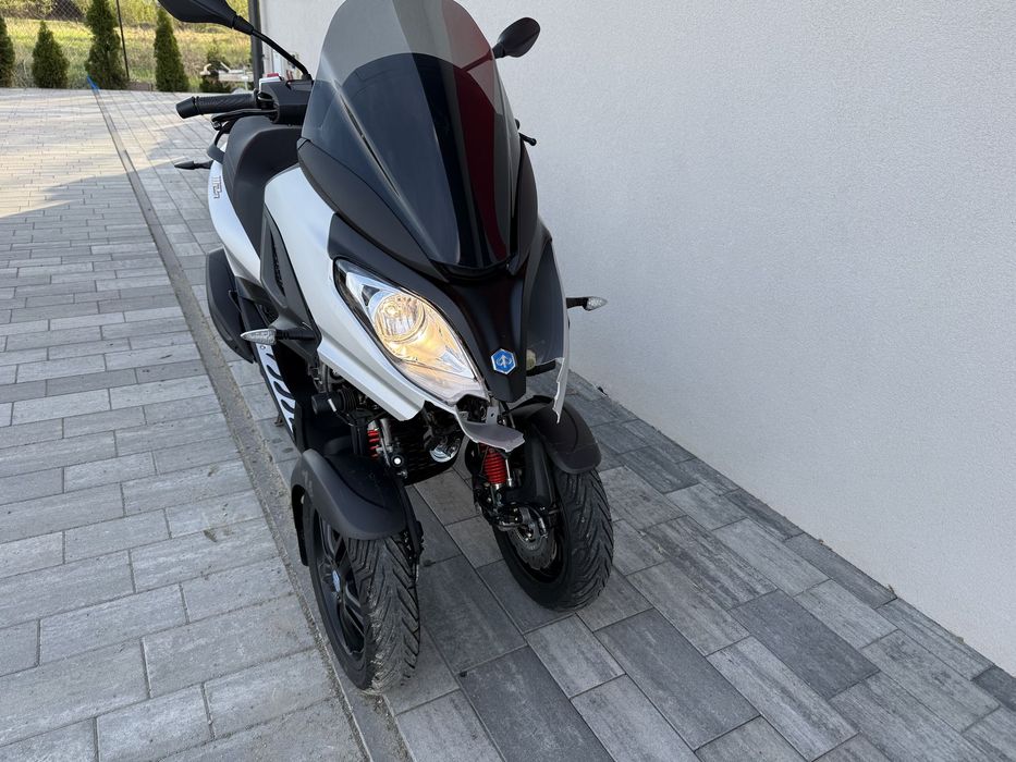Piaggio MP-3 Przebieg 64 km , Faktura VAT 23 %