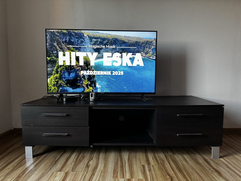 Szafka rtv pod telewizor