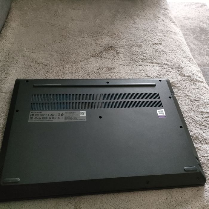 Laptop Lenovo CPU Intel core i5 9300Hf GPU GTX 1050 ram 8 GB SSD 500gb