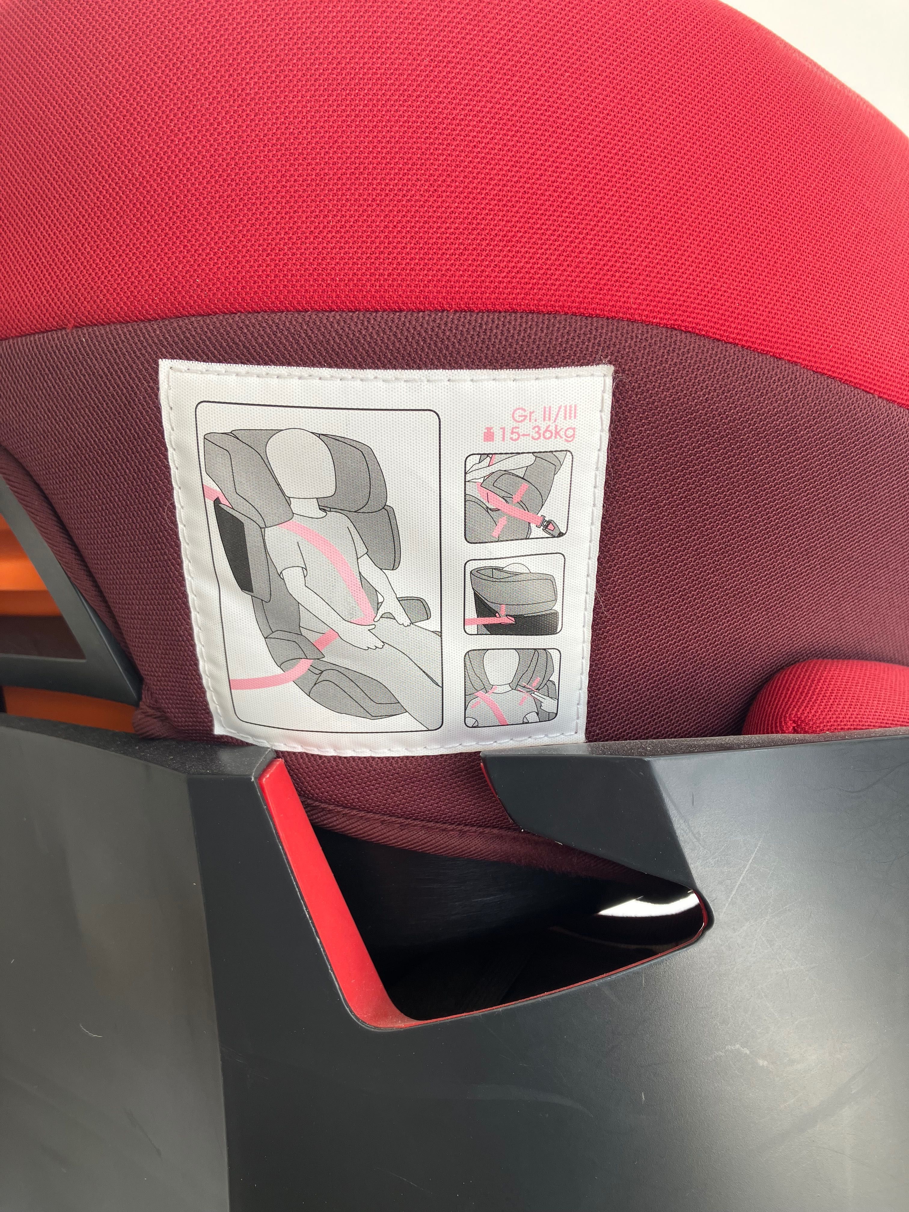 Cadeira auto Cybex Pallas Fix - Grupo 2 e 3 vermelha