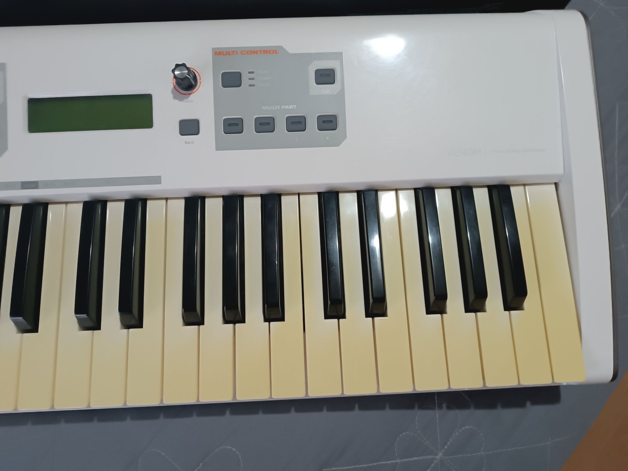 Syntezator m-audio VENOM