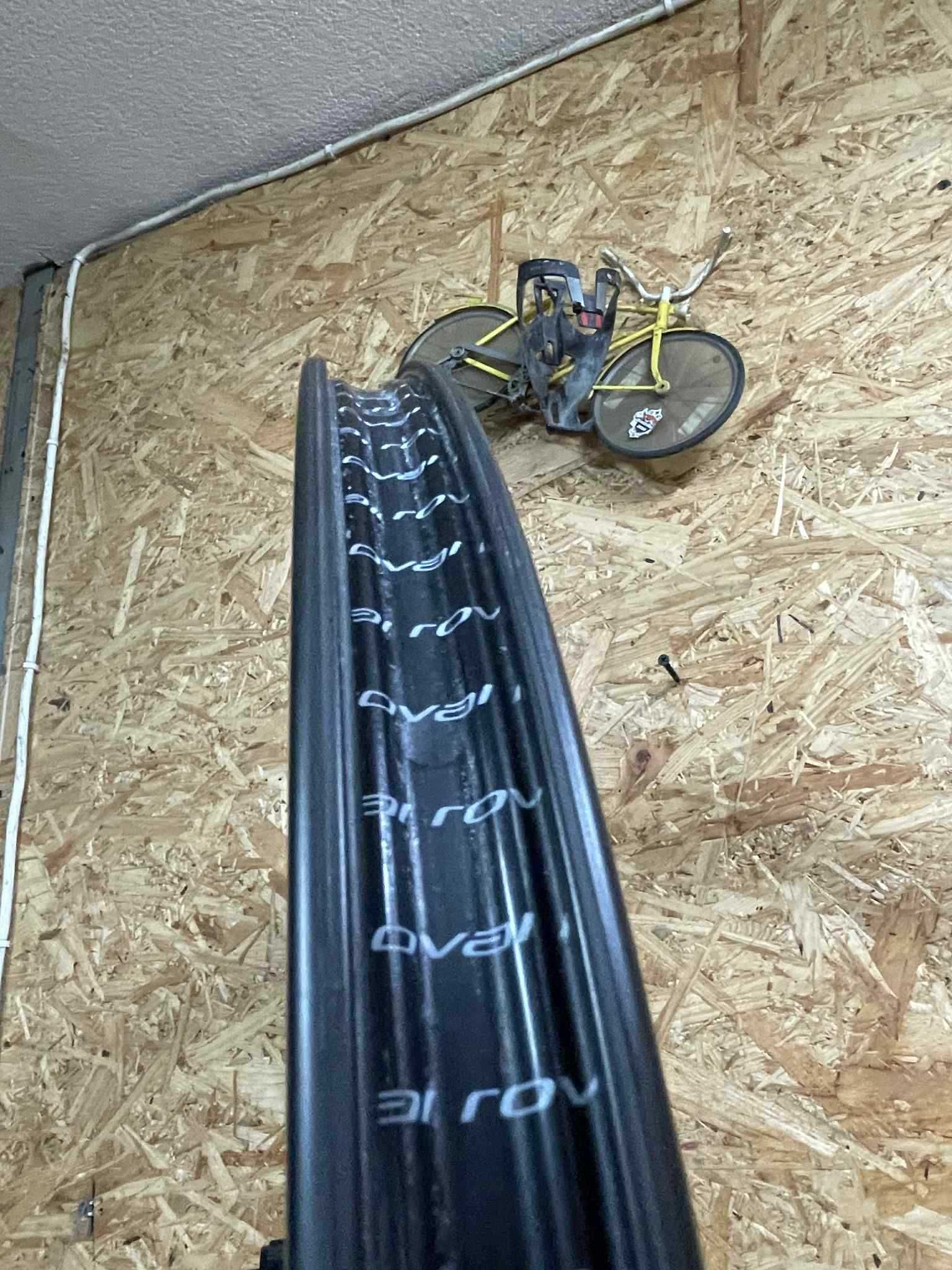Idealne Koło przednie rowerowe ROVAL Rapide CLX II carbon