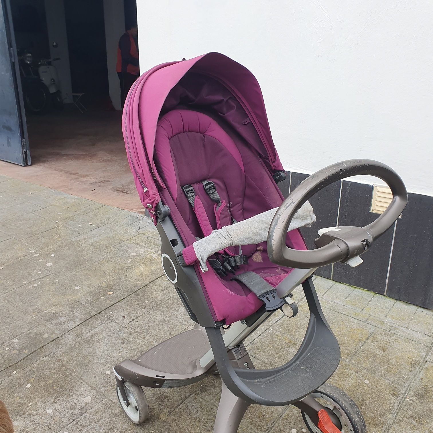 Carrinho Stokke  Xplory muito bom estado  com acessórios