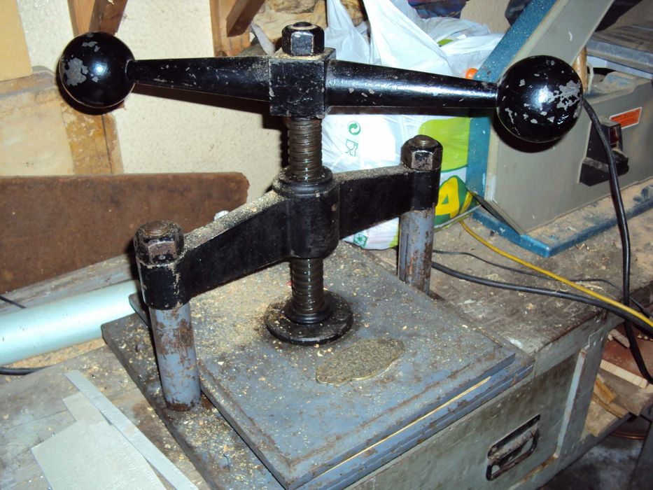 Conjunto para encadernar livros