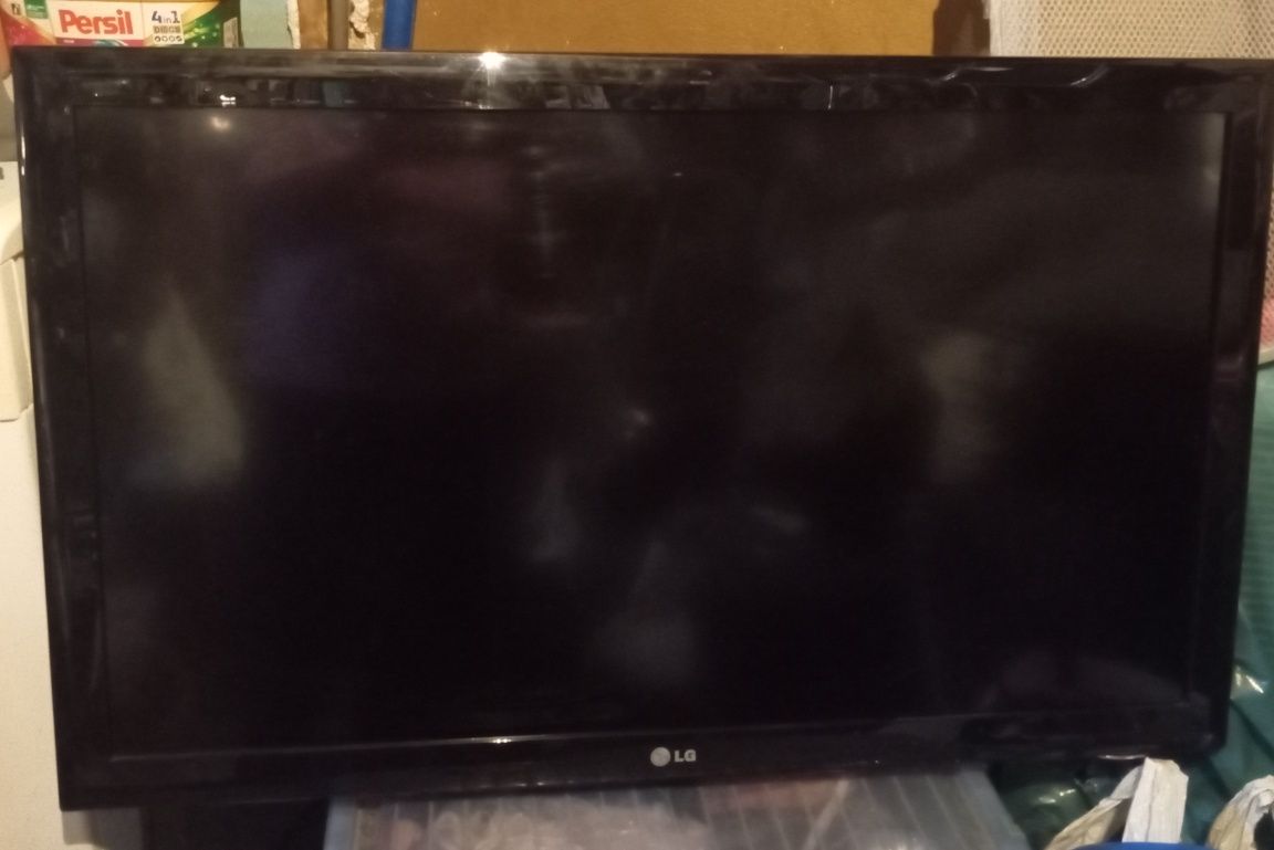 Telewizor LCD LG uszkodzony