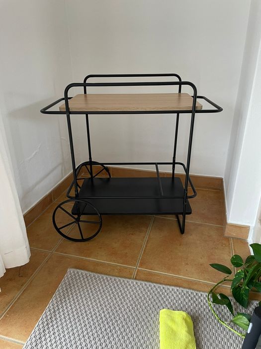 Carrinho bar para sala.