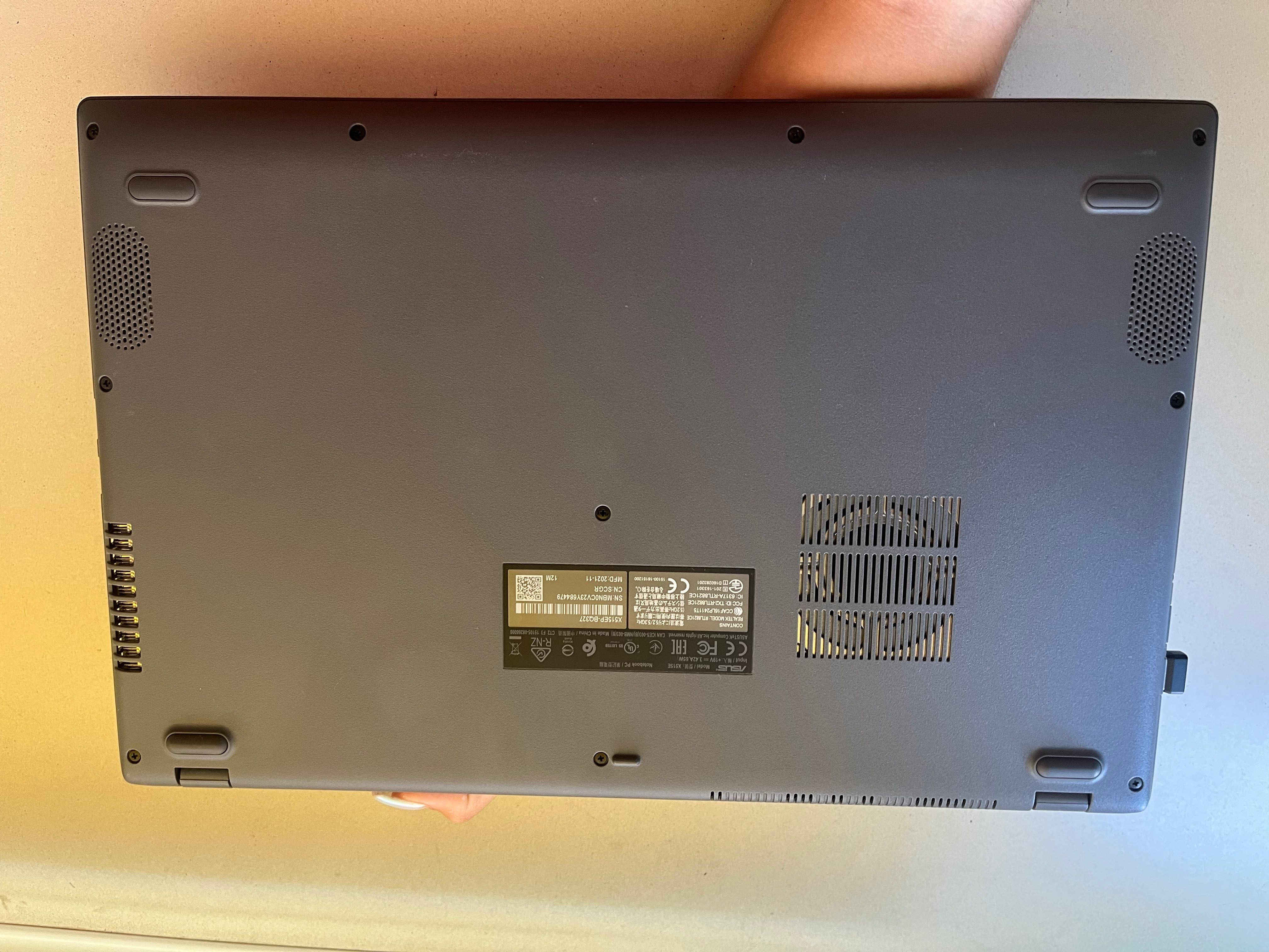Ноутбук ASUS X515EP