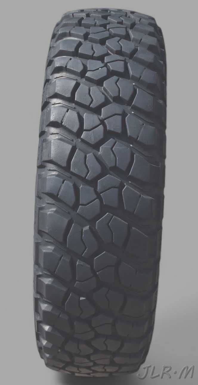 1x Opona BFGoodrich 235/70R16 MUD-TERRAIN T/A KM2 [104] Q