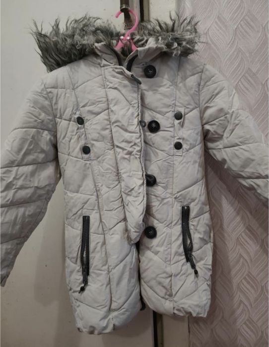 Пуховик для дівчинки