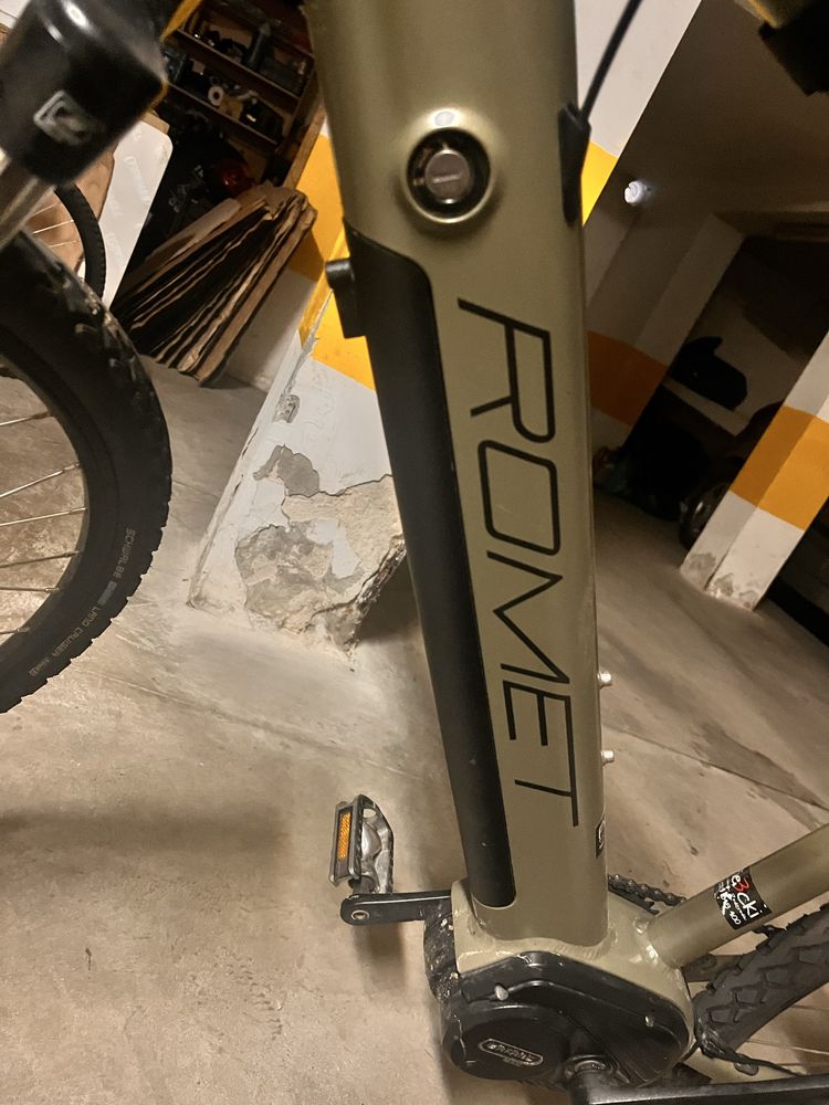 Rower crossowy elektryczny Romet Orkan 1 M MM - zielony-czarny