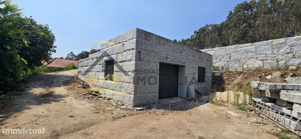 Moradia Em Construção Para Venda