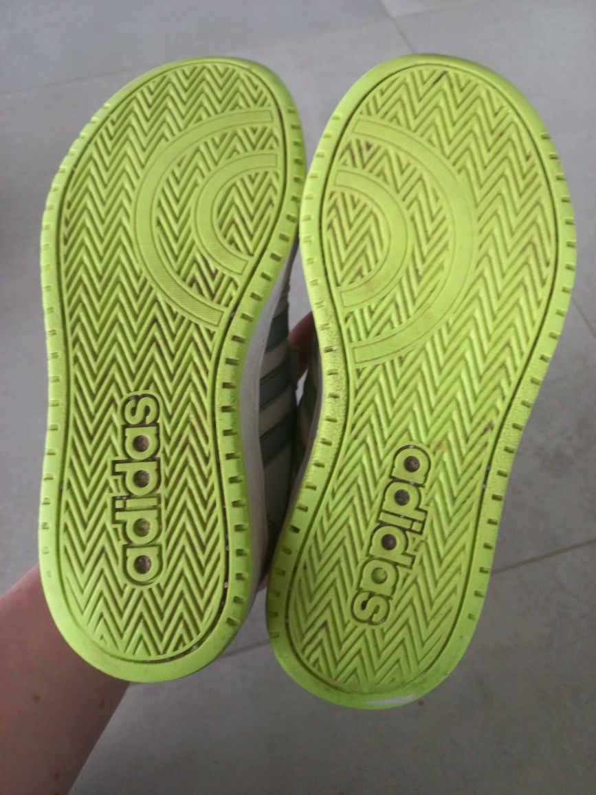 Adisasy Adidas rozm. 32