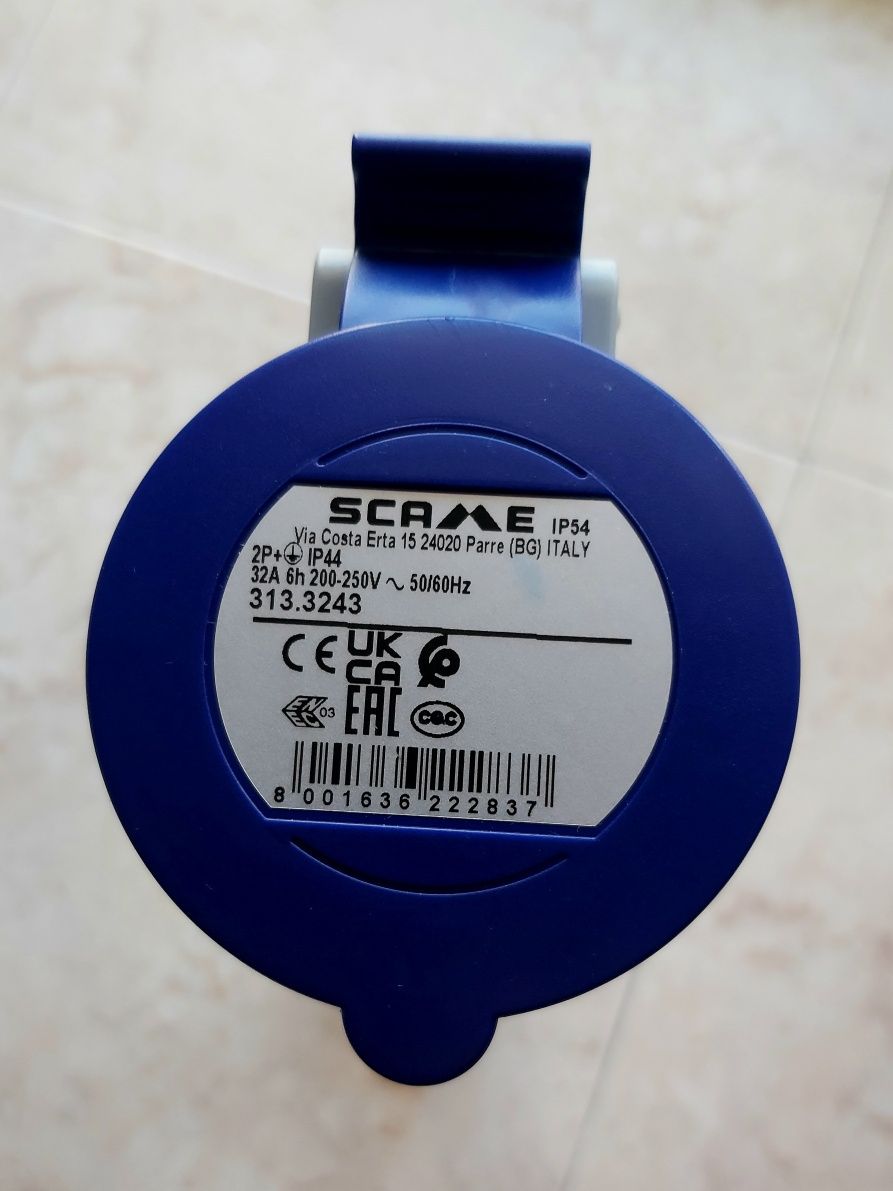 Adaptador ficha azul 16A para32A