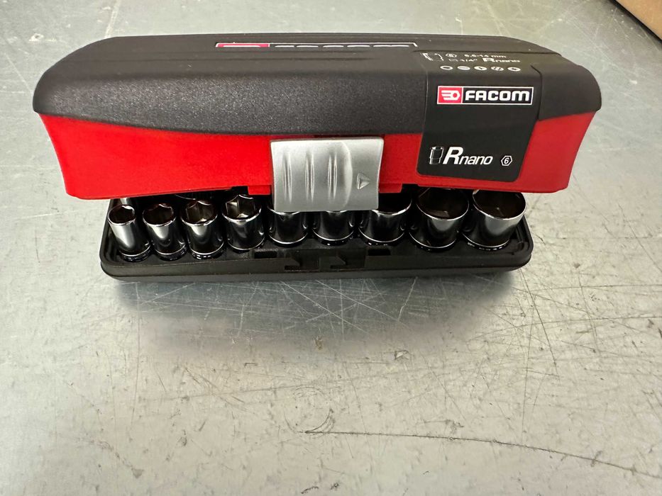 FACOM R2NANO - kompaktowy zestaw do dokręcania