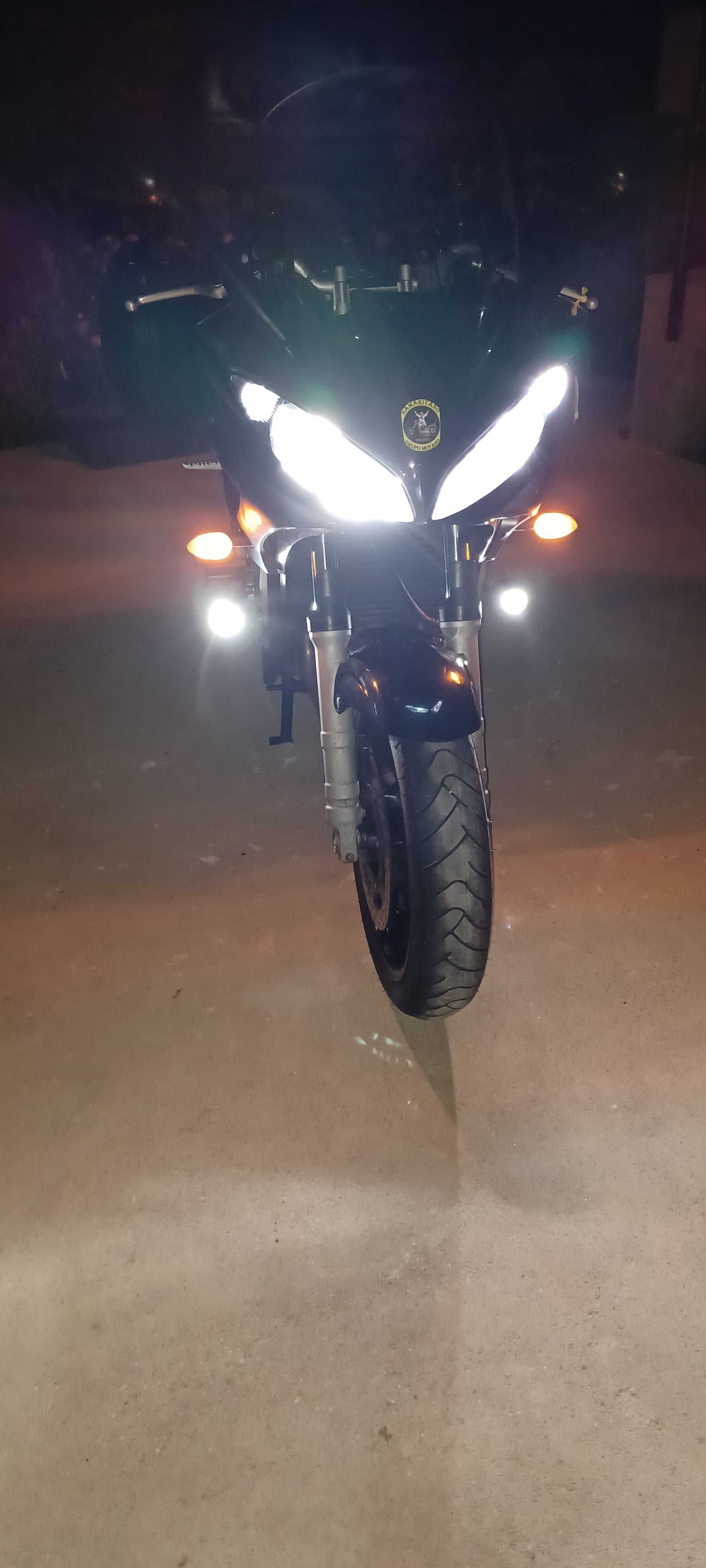 Yamaha fz6 original com varios extras