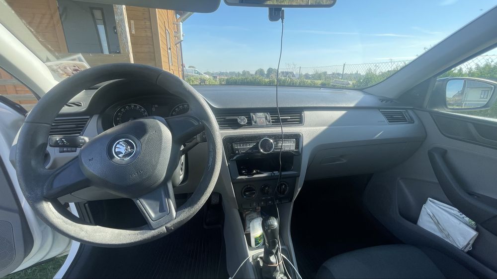 Bezwypadkowa skoda rapid 2015