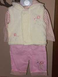 Комплект на девочку р. 74 на 6-9 месяцев: штаны, кофточка, безрукавка