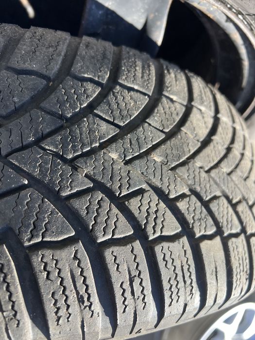 Шини зимові 195/60 R16 Brigestone