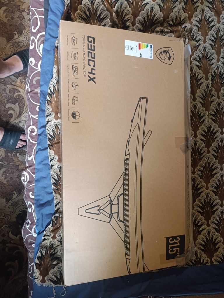 Продам монитор msi G32C4X