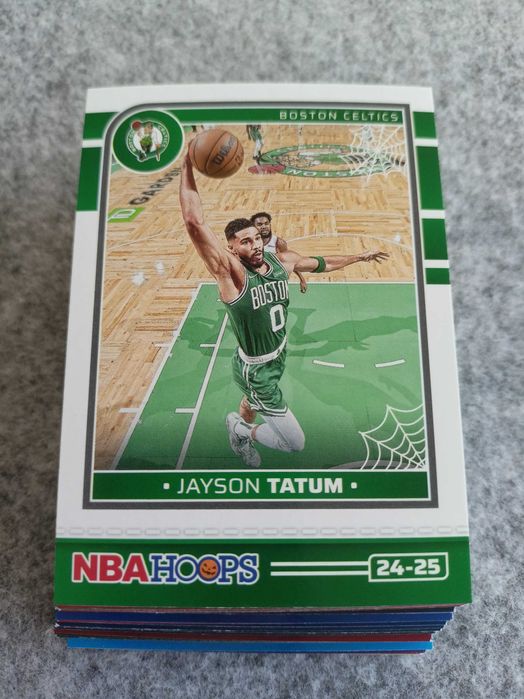 46 kart NBA 2024-25 Hoops Haunted bez powtórek Tatum Booker