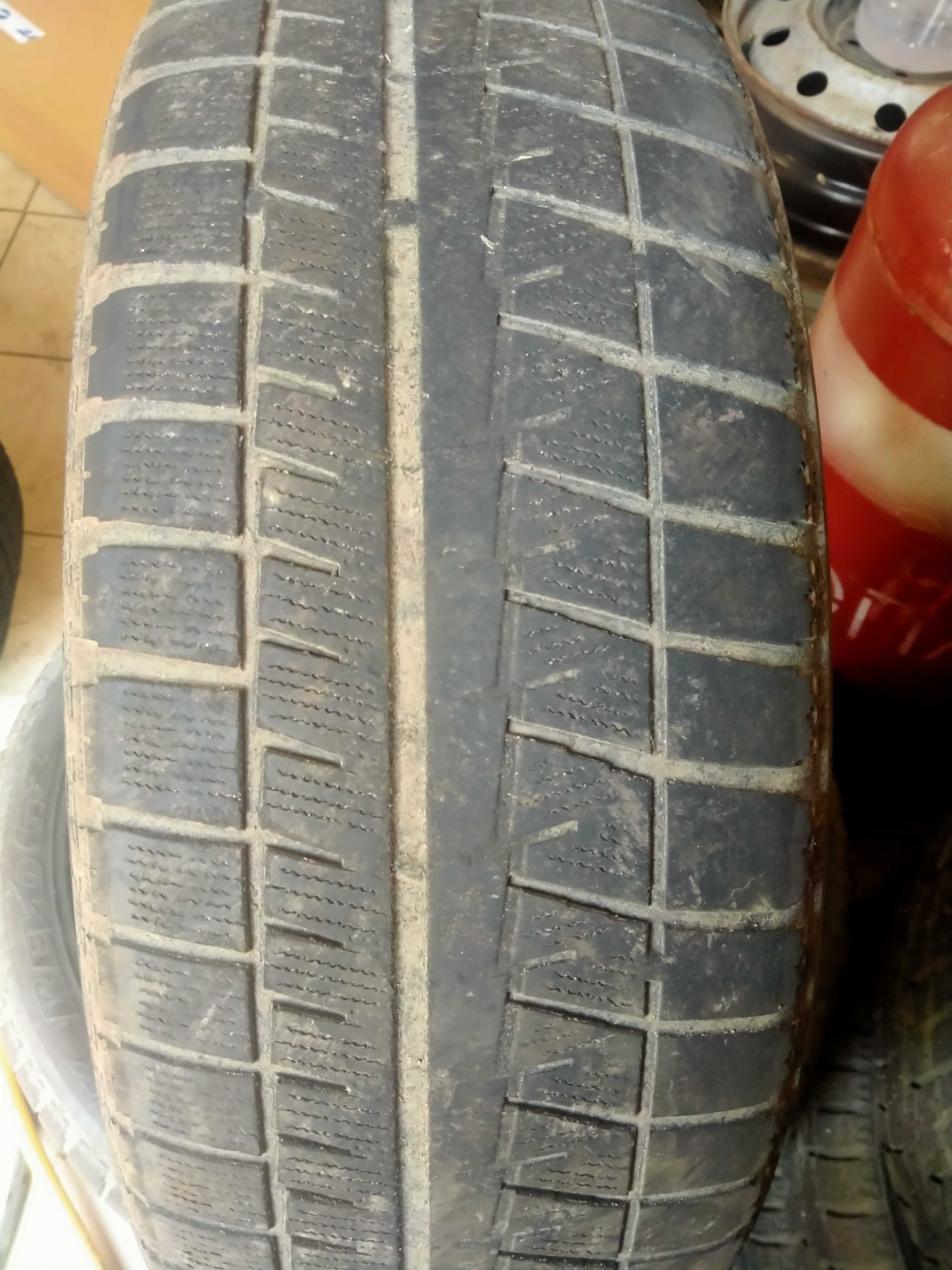 Резина BRIDGESTONE blizzak 215/60 R16