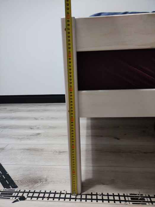 Łóżko z materacem 120x160