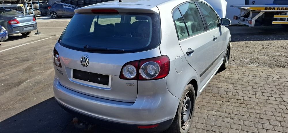 Volkswagen Golf V Plus 1.9bxe LA7W na części
