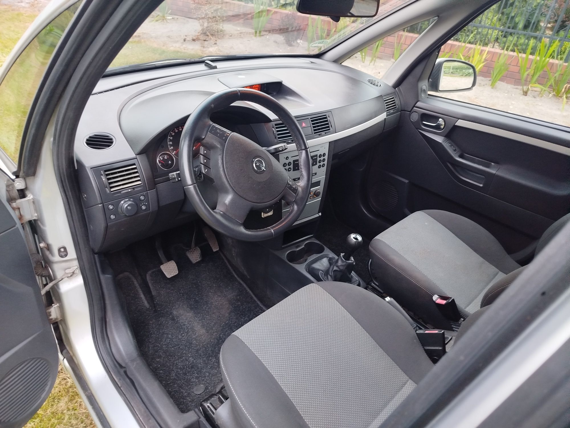 Opel Meriva bogata wersja 1.6