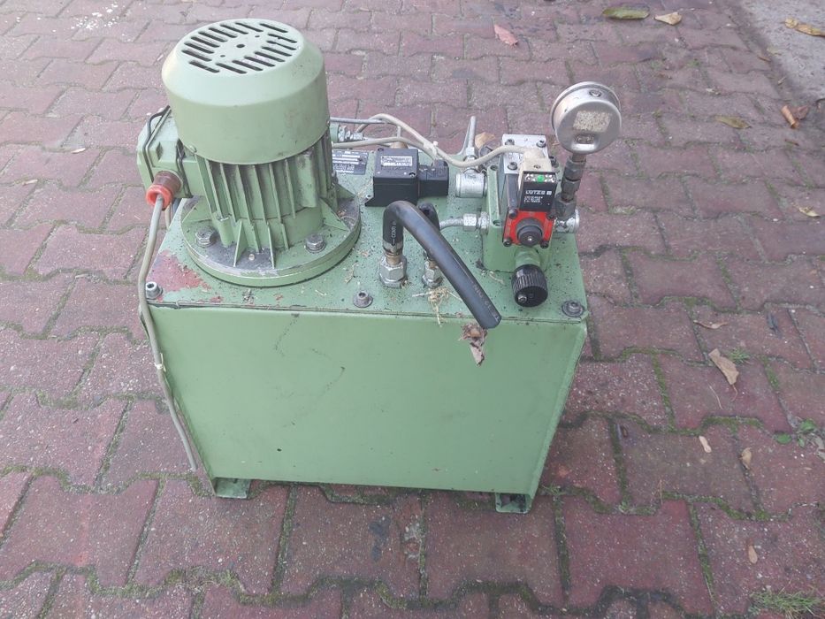 Agregat hydrauliczny Maagtechnic – z pompą, silnikiem i rozdzielaczem