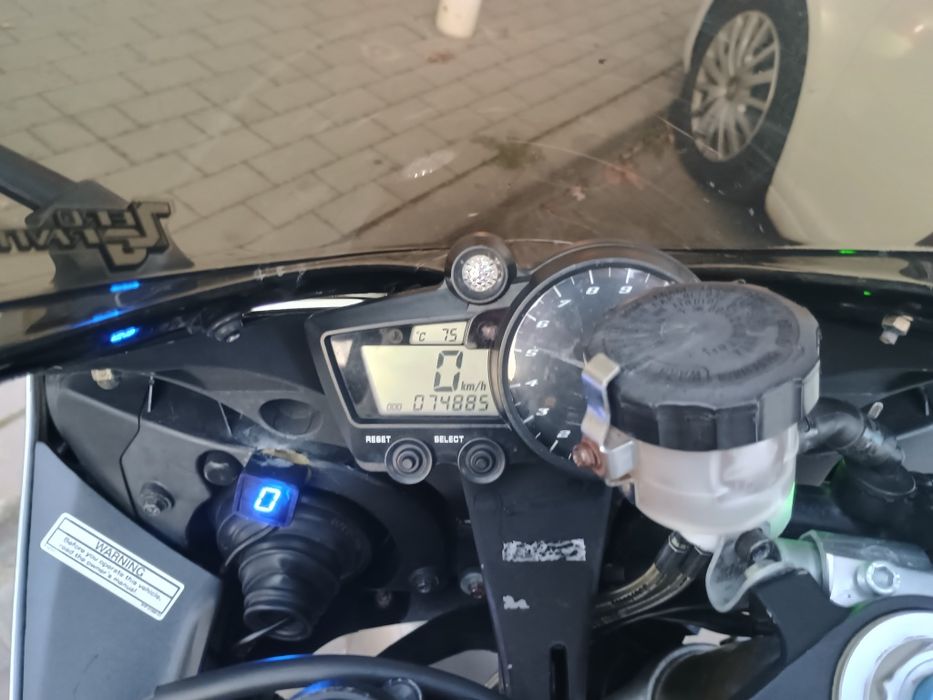 Yamaha R1 RN09 okazja