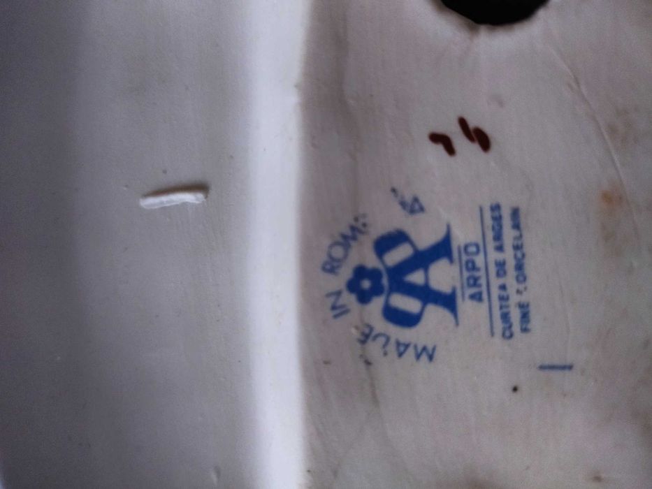 Figurka z  porcelany