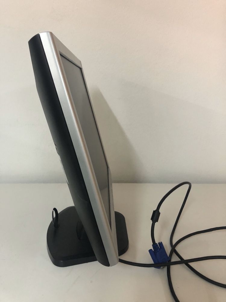 Monitor 17” 73v